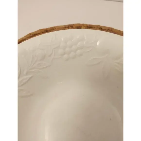 Gibson China Embossed Fruit Serving Bowl 9.5" Apple Grapes Leaves White Single - Picture 3 of 13